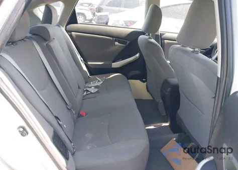 2014 Toyota Prius Three z USA, uszkodzony, nr VIN JTDKN3DU4E0387779